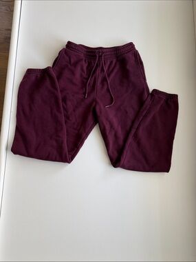 Uniqlo Women's Burgundy Drawstring Jogger Sweatpants